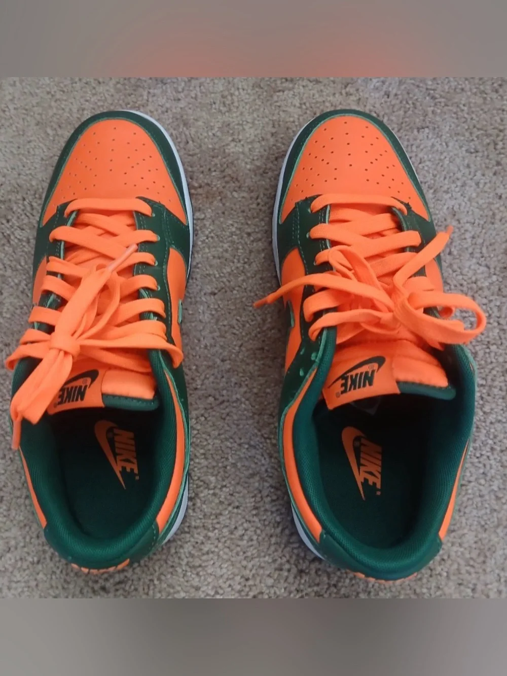 Nike Dunk “Miami Hurricanes”